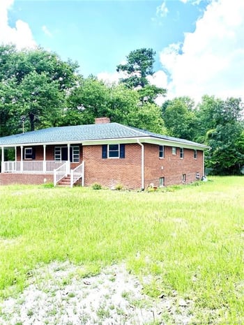 317 Longview Dr, Fayetteville, NC 28311