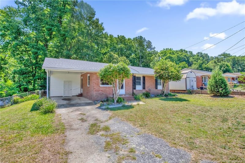 317 Lynhurst Dr, Fayetteville, NC 28314