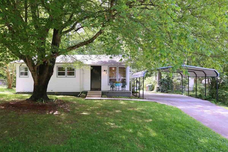 317 Maple St, Cary, NC 27513