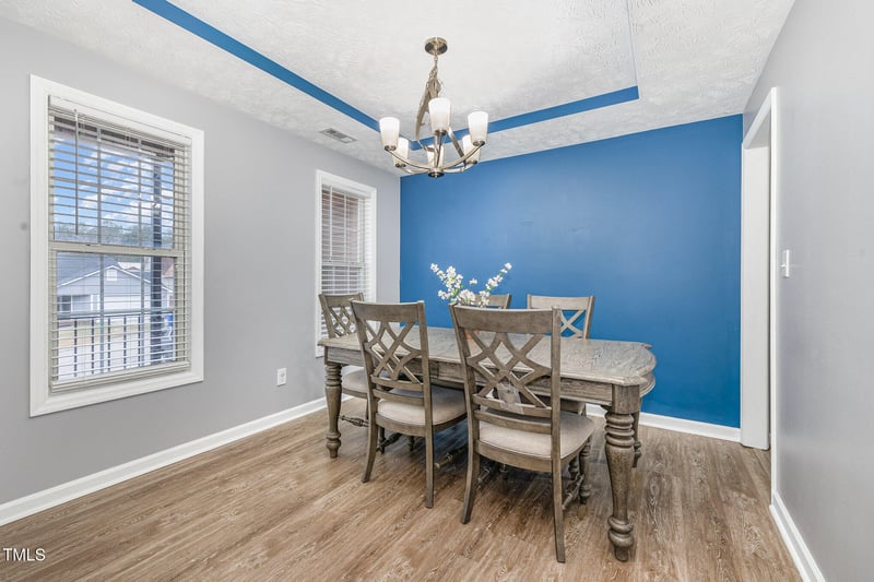 317 Nettletree Ln, Fayetteville, NC 28301