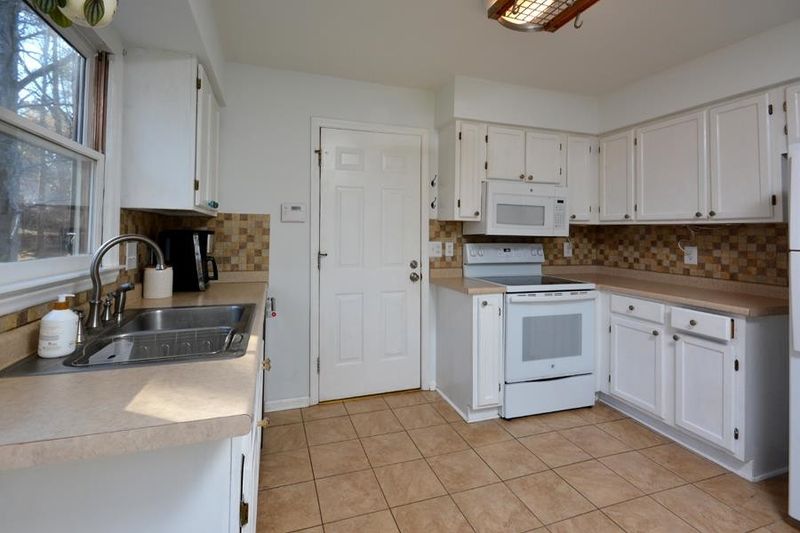317 Old Fox Trl, Durham, NC 27713
