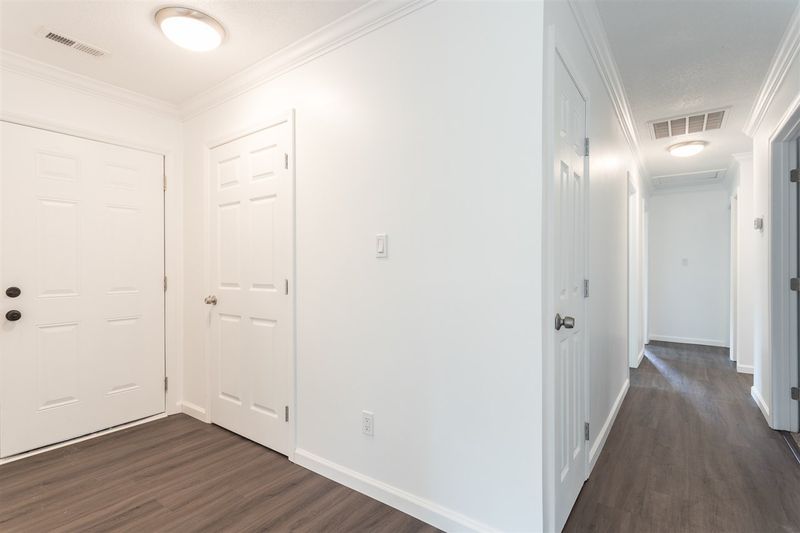 317 Omega Rd, Durham, NC 27712