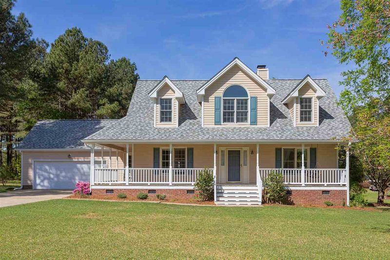 317 Queens Ferry Ln, Clayton, NC 27520