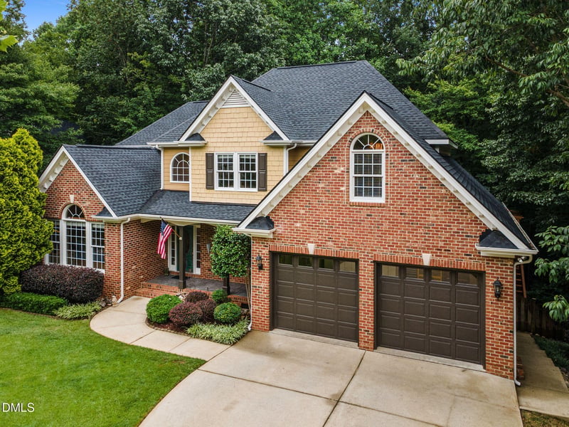 317 Sunset Grove Dr, Holly Springs, NC 27540