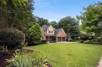 317 Sunset Grove Dr, Holly Springs, NC 27540