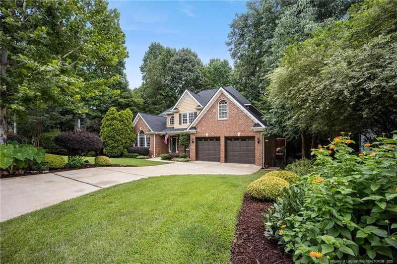 317 Sunset Grove Dr, Holly Springs, NC 27540