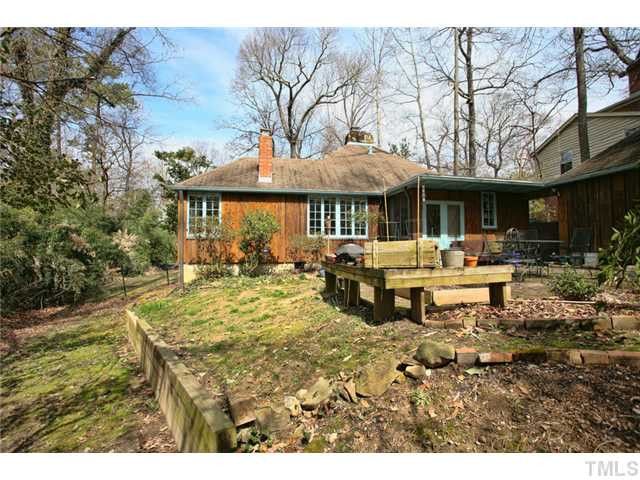 317 W University Dr, Chapel Hill, NC 27516