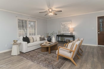 317 White Oak Dr, Cary, NC 27513