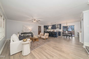 317 White Oak Dr, Cary, NC 27513