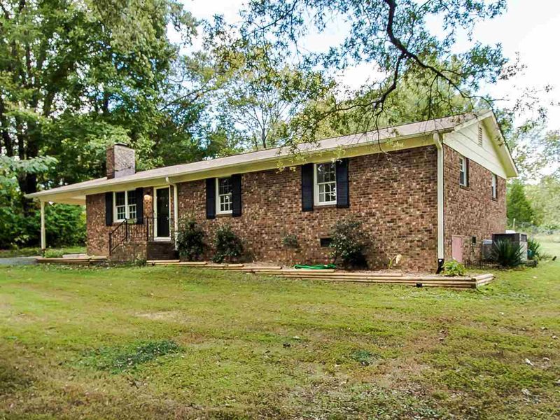 317A Okelly Chapel Rd, Durham, NC 27713