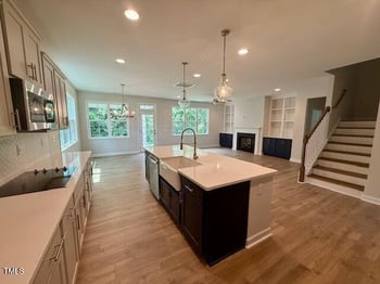 318 Abingdon Farms Dr, Selma, NC 27576