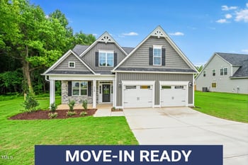 318 Abingdon Farms Dr, Selma, NC 27576