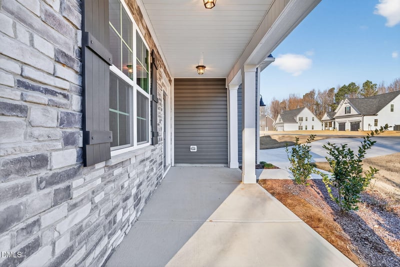 318 Abingdon Farms Dr, Selma, NC 27576