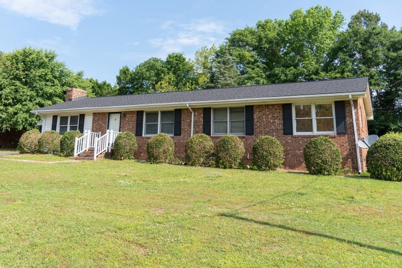 318 Alan St, Angier, NC 27501