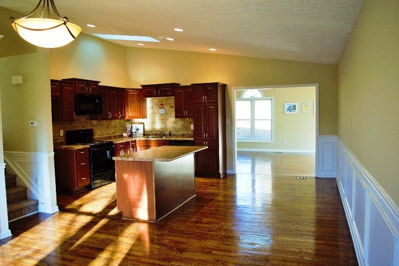 318 Bainbridge Cir, Garner, NC 27529