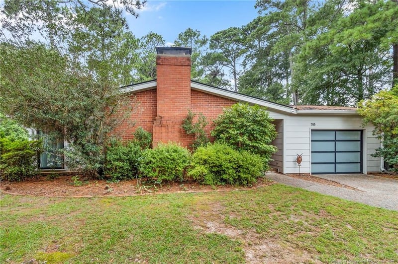 318 Birnam Dr, Fayetteville, NC 28305