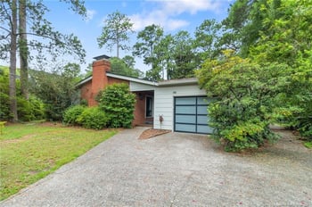 318 Birnam Dr, Fayetteville, NC 28305