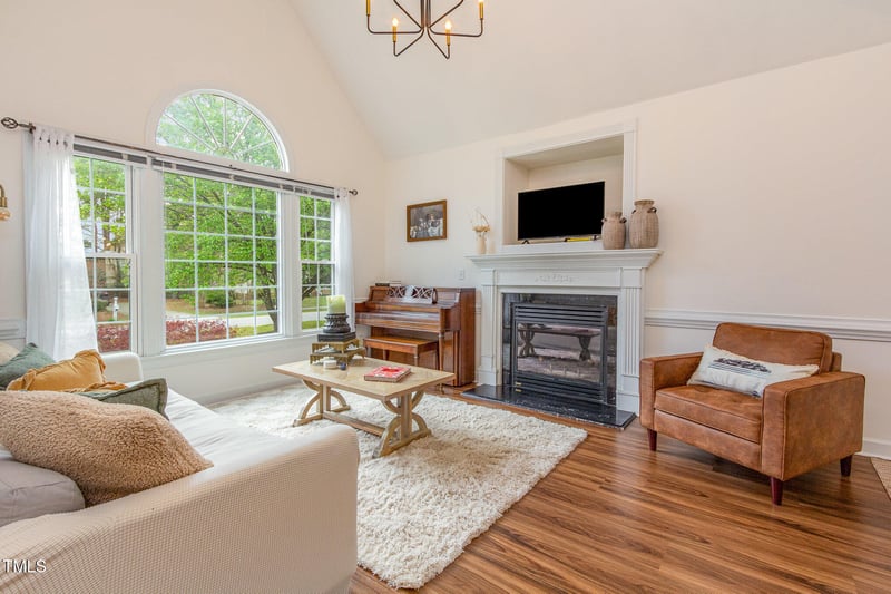 318 Blanchard Rd, Fuquay Varina, NC 27526