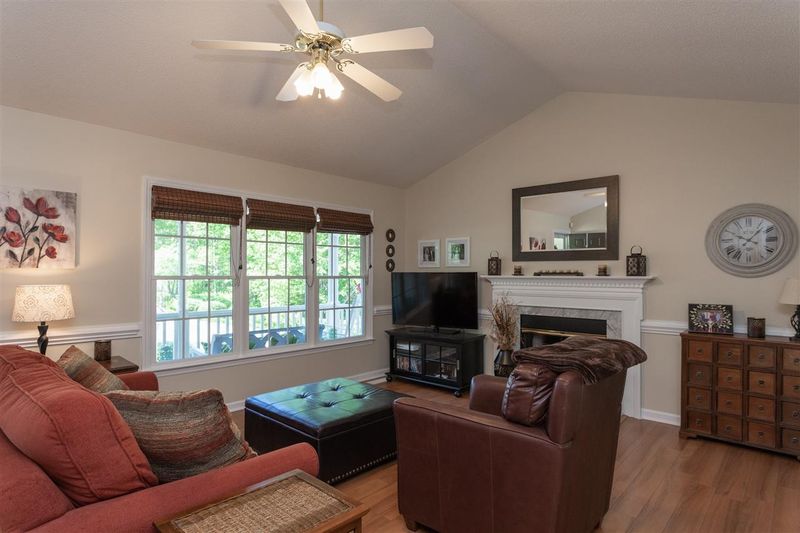 318 Creek Dr, Garner, NC 27529