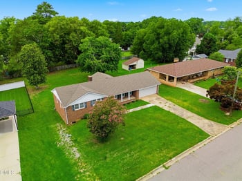 318 Crescent Dr, Clayton, NC 27520