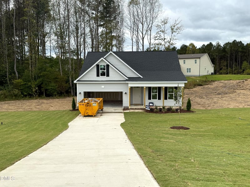 318 Danube Dr, Zebulon, NC 27597