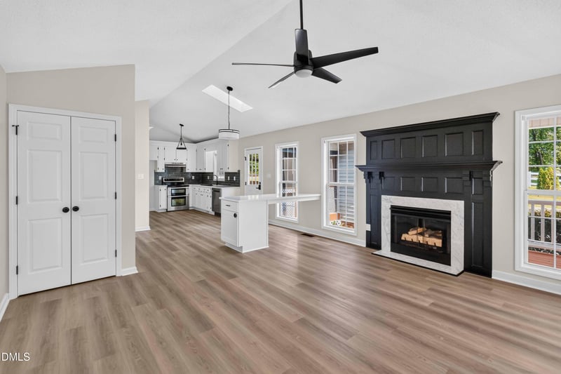 318 Davis Farm Dr, Selma, NC 27576