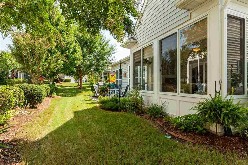 318 Dowington Ln, Cary, NC 27519