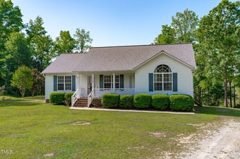 318 Duck Pond Ln, Clayton, NC 27520