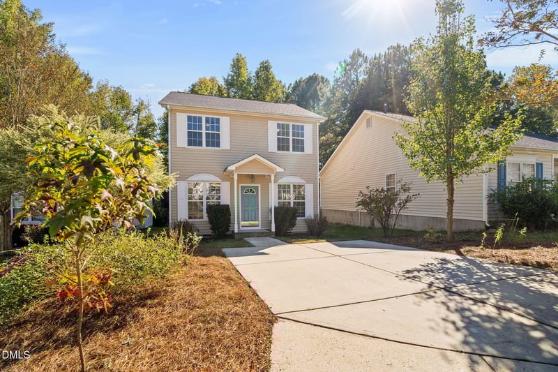 318 Glaston Ct, Apex, NC 27502