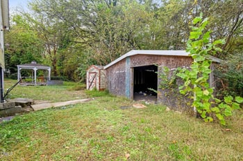 318 Hillside Al, Henderson, NC 27536