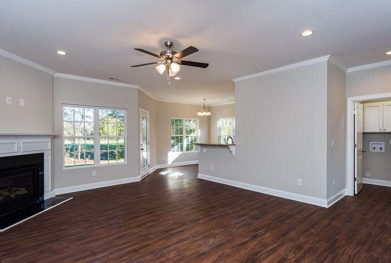 318 Kims Dr, Graham, NC 27253