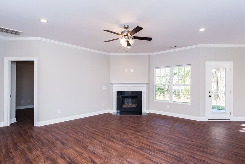 318 Kims Dr, Graham, NC 27253