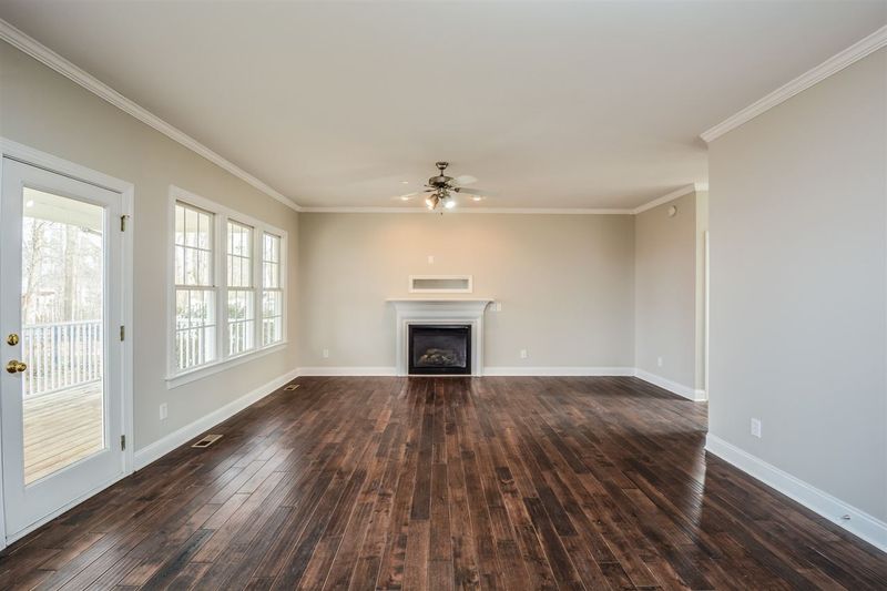 318 Longbourn Dr, Wake Forest, NC 27587