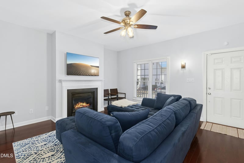 318 Madison Grove Pl, Cary, NC 27519