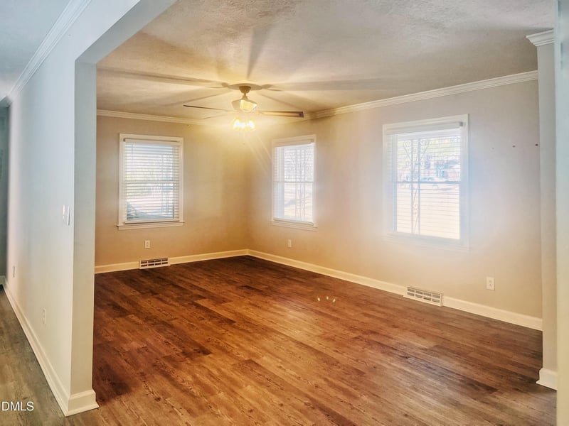 318 Mcpherson Church Rd, Fayetteville, NC 28303