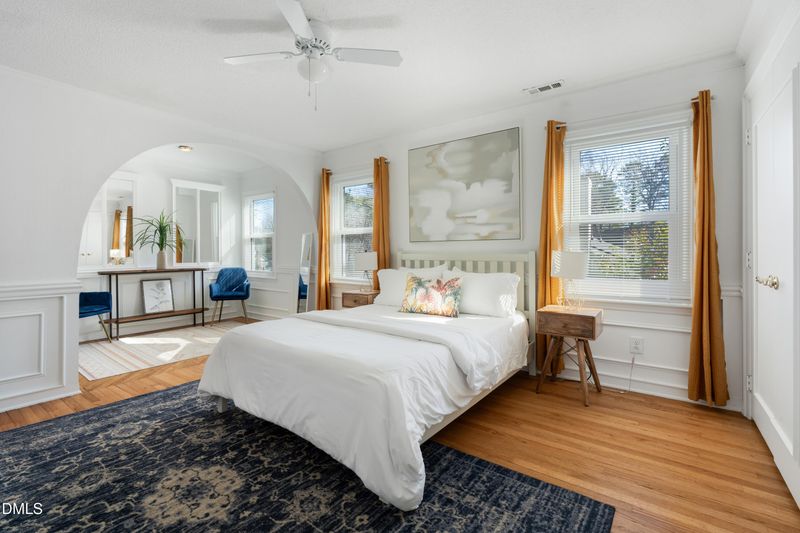 318 E Millbrook Rd, Raleigh, NC 27609