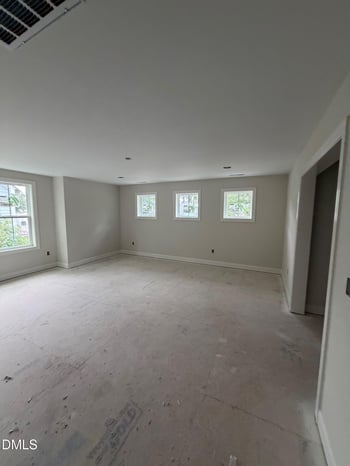 318 Powhatan Dr, Fuquay Varina, NC 27526