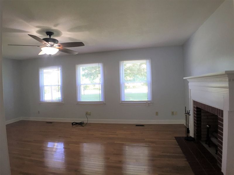 318 Reade Dr, Roxboro, NC 27573