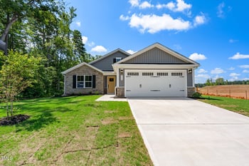 318 Rothbury Ct, Sanford, NC 27330