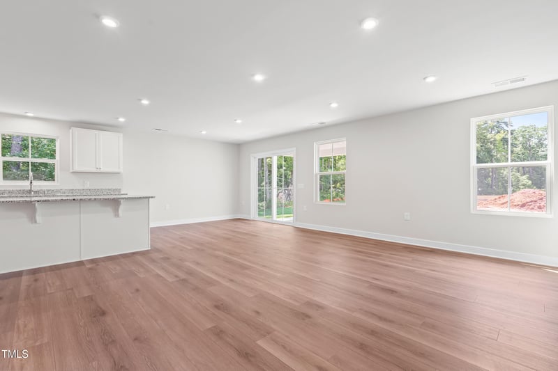 318 Rothbury Ct, Sanford, NC 27330