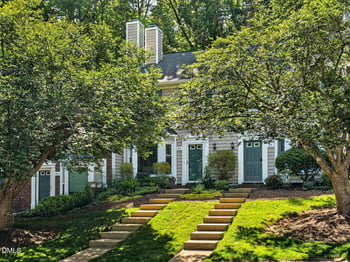 318 Silverberry Ct, Cary, NC 27513