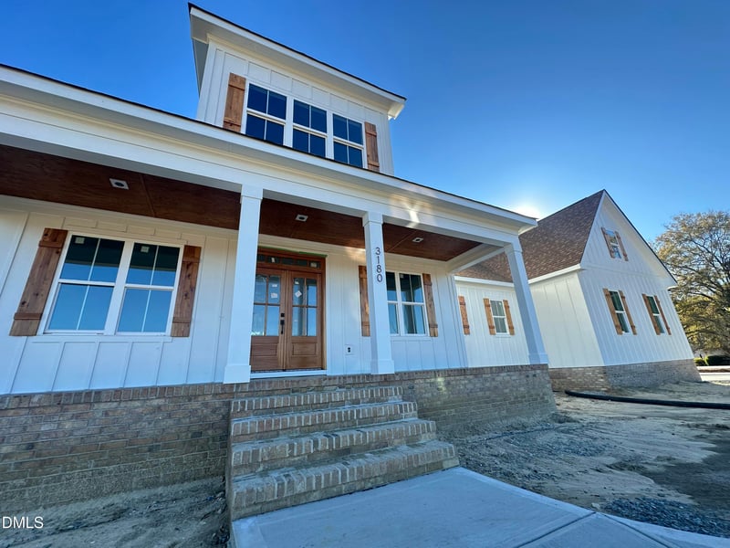 3180 Oakridge River Rd, Fuquay Varina, NC 27526