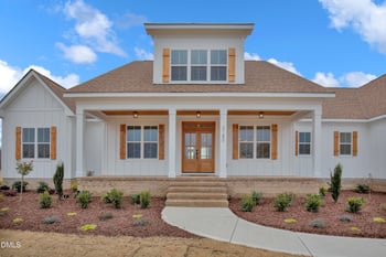 3180 Oakridge River Rd, Fuquay Varina, NC 27526