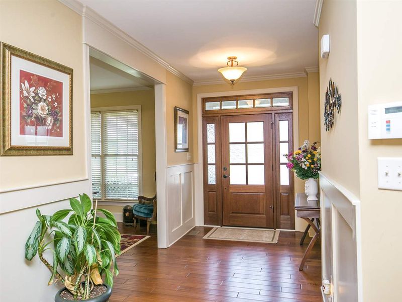 319 Bendemeer Ln, Rolesville, NC 27571