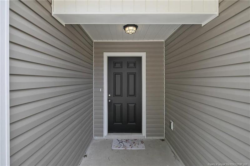 319 Bighorn Dr, Fayetteville, NC 28303