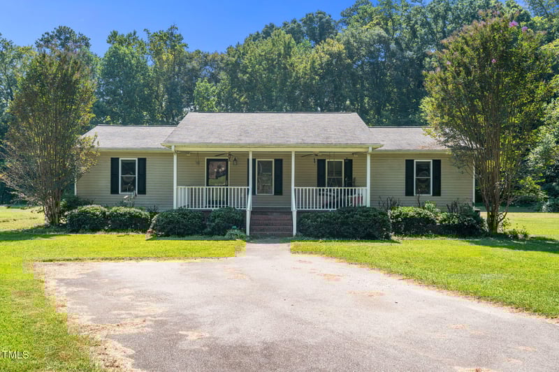 319 Currie Dr, Sanford, NC 27330