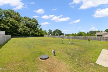 319 Fairfax Dr, Sanford, NC 27332