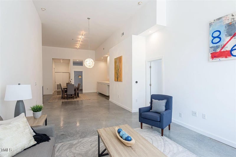 319 Fayetteville St #312, Raleigh, NC 27601