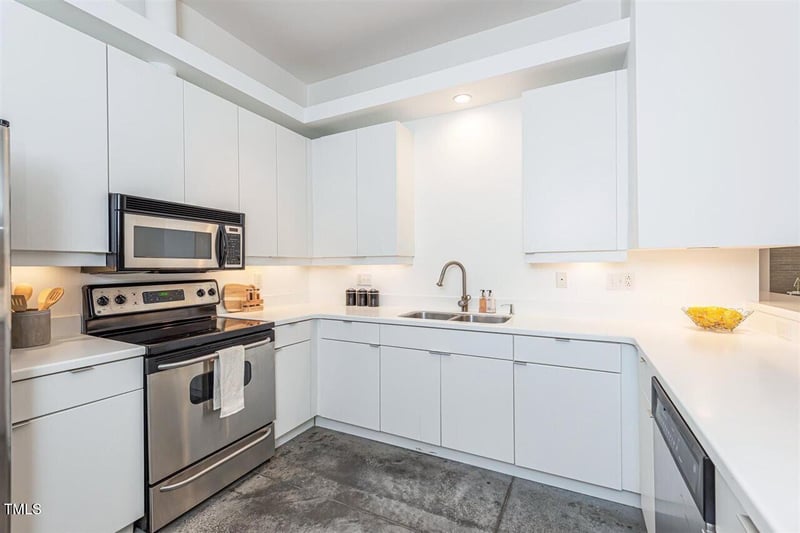 319 Fayetteville St #312, Raleigh, NC 27601