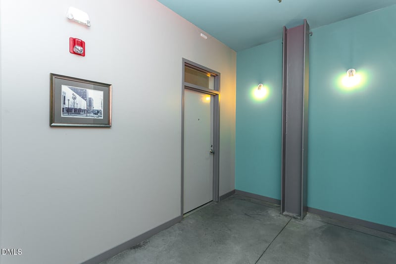 319 Fayetteville St #405, Raleigh, NC 27601